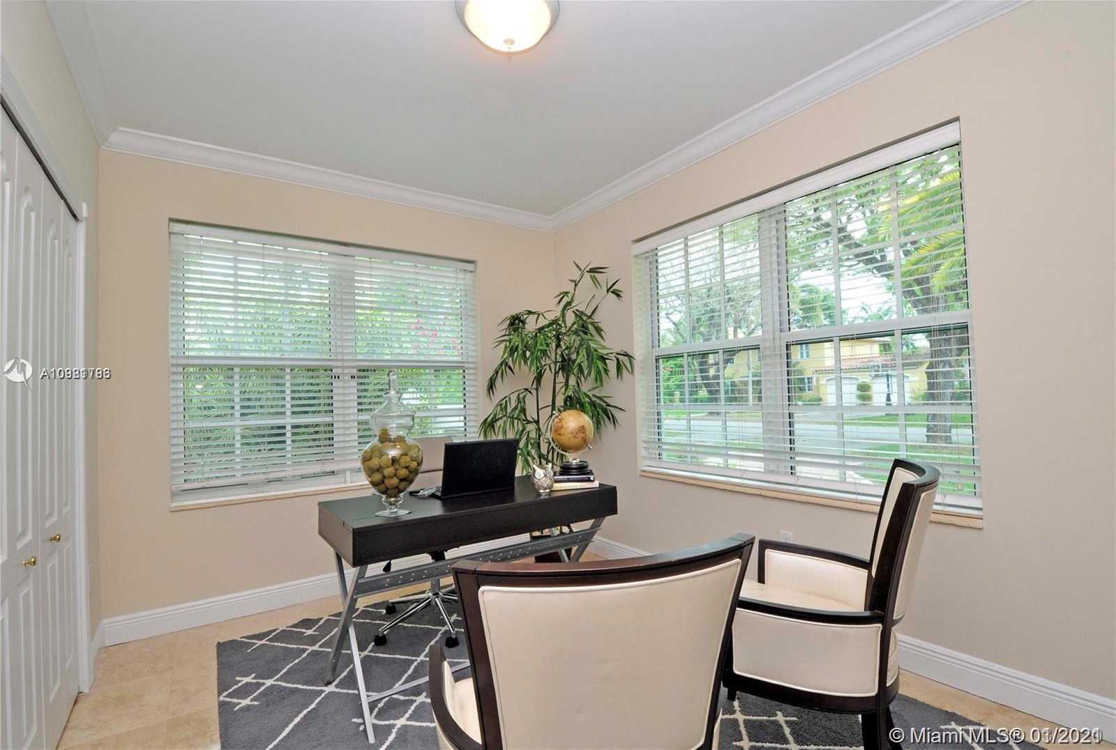 Small Image of 1123 OBISPO AVE, Coral Gables Number 27