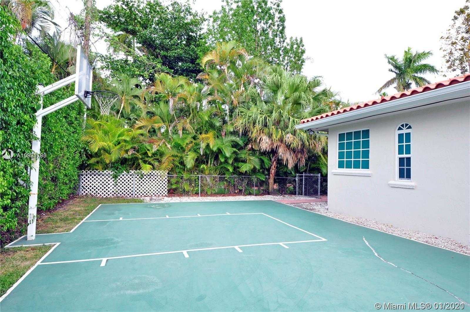 Small Image of 1123 OBISPO AVE, Coral Gables Number 28