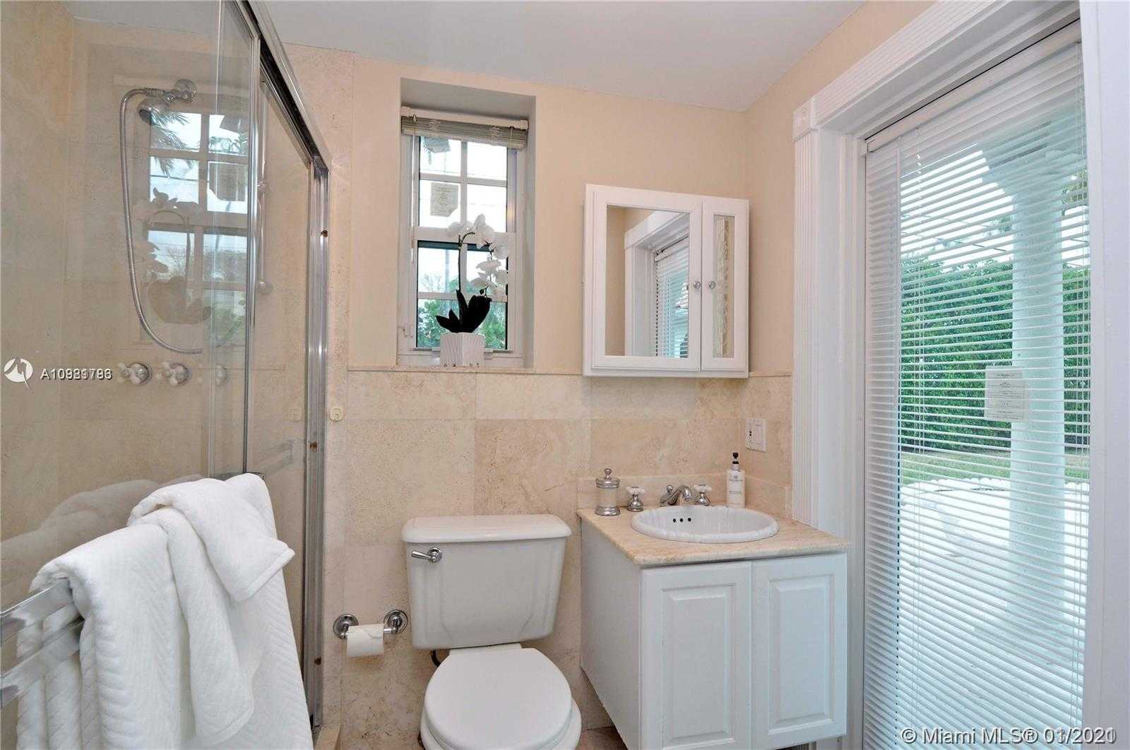 Small Image of 1123 OBISPO AVE, Coral Gables Number 31