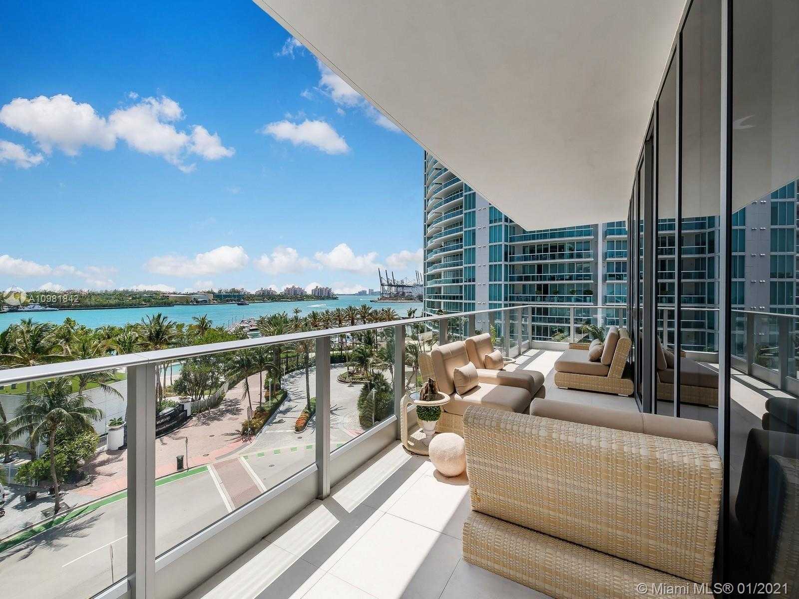 Small Image of 801 SOUTH POINTE DR #501, Miami Beach Number 2