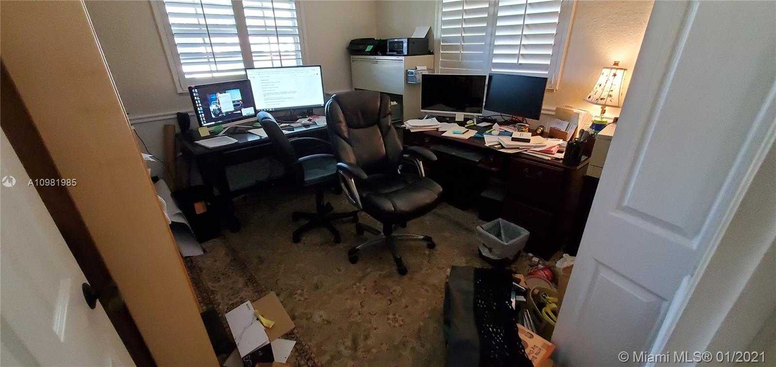 Small Image of 4400 POLK ST #4400, Hollywood Number 11