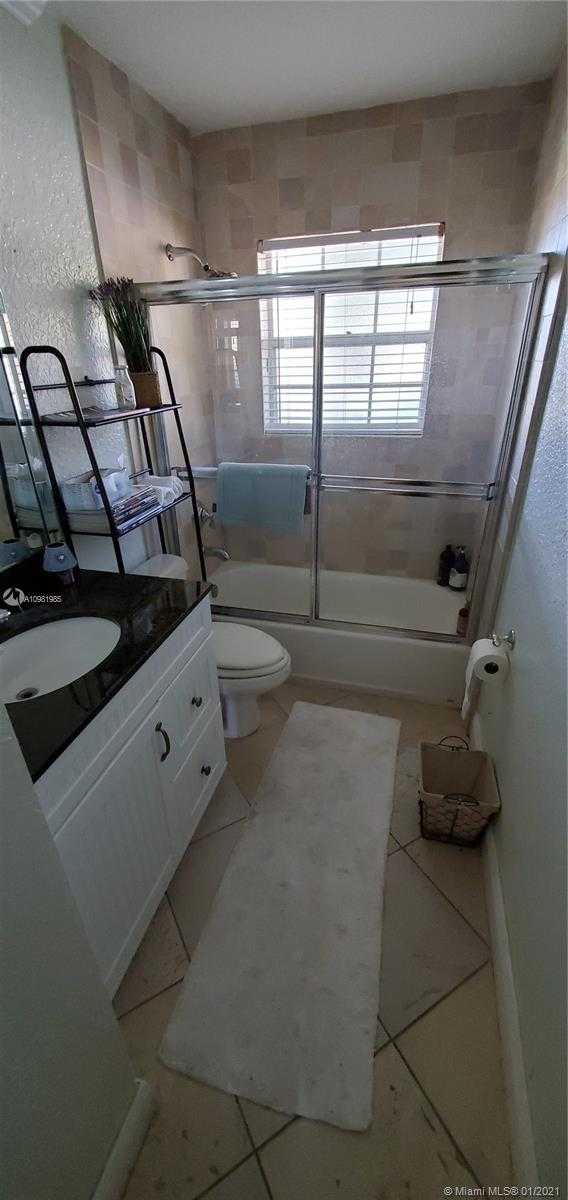 Small Image of 4400 POLK ST #4400, Hollywood Number 12