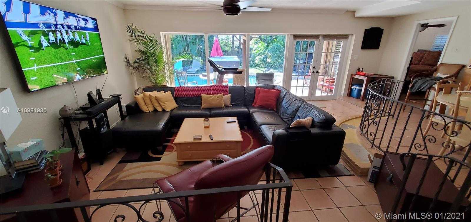 Small Image of 4400 POLK ST #4400, Hollywood Number 2