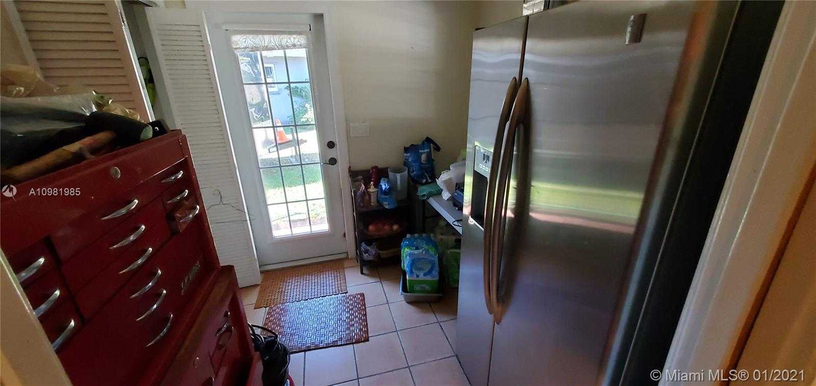 Small Image of 4400 POLK ST #4400, Hollywood Number 6
