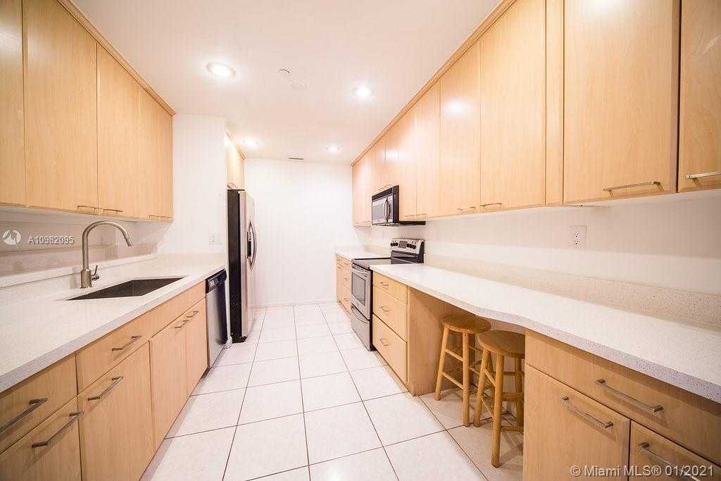 Small Image of 151 CRANDON BL #425, Key Biscayne Number 11