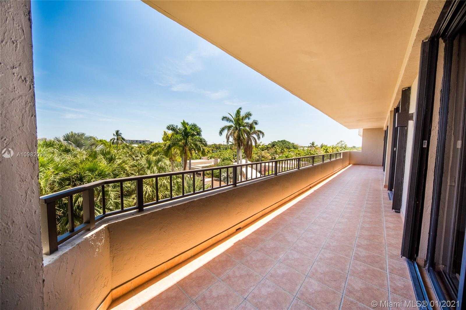 Small Image of 151 CRANDON BL #425, Key Biscayne Number 21