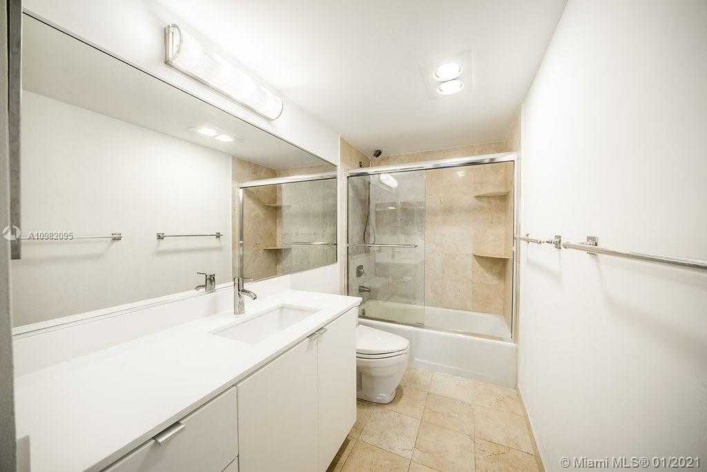 Small Image of 151 CRANDON BL #425, Key Biscayne Number 9