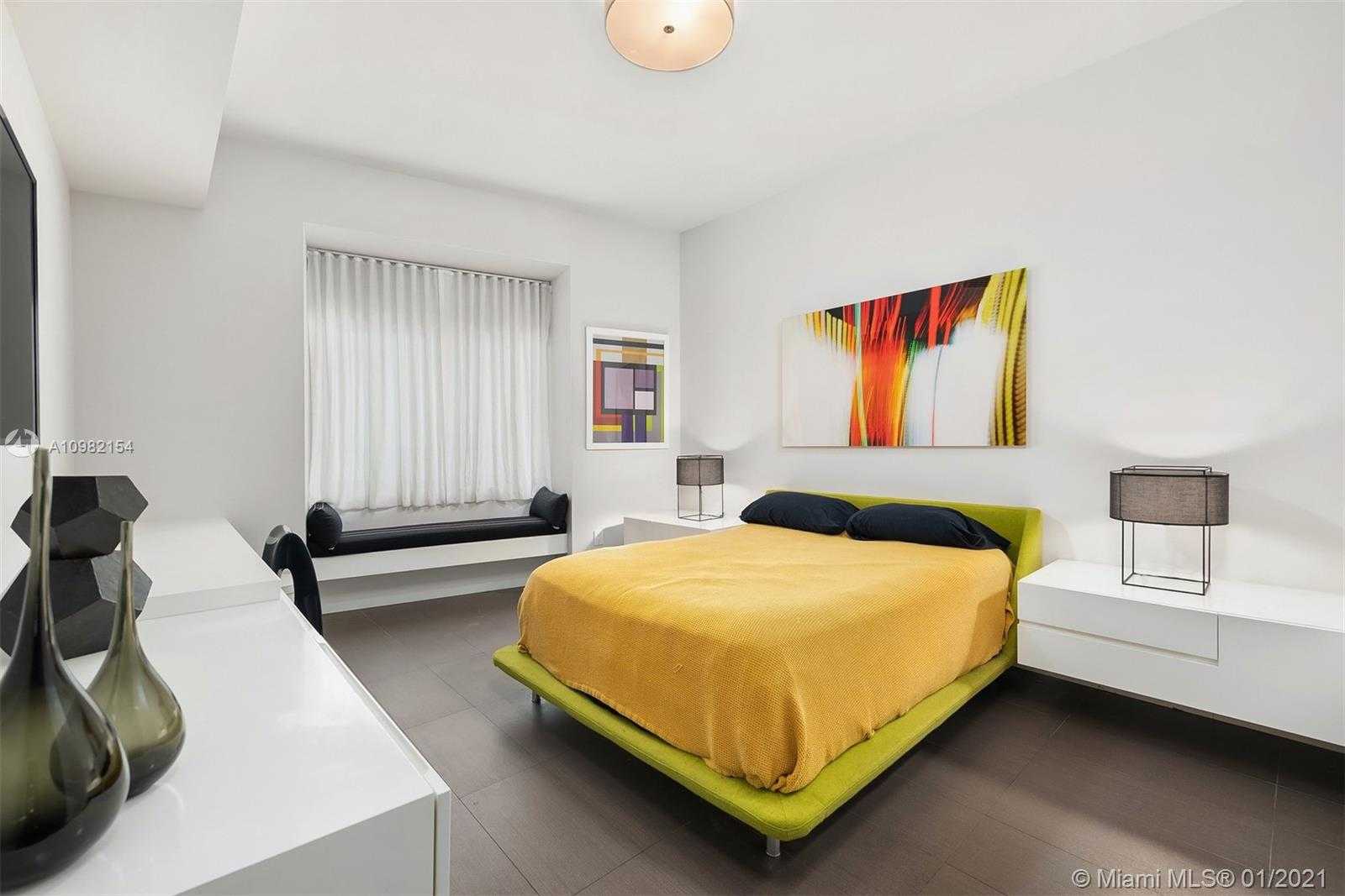 Small Image of 1100 BISCAYNE BLVD #4004, Miami Number 18