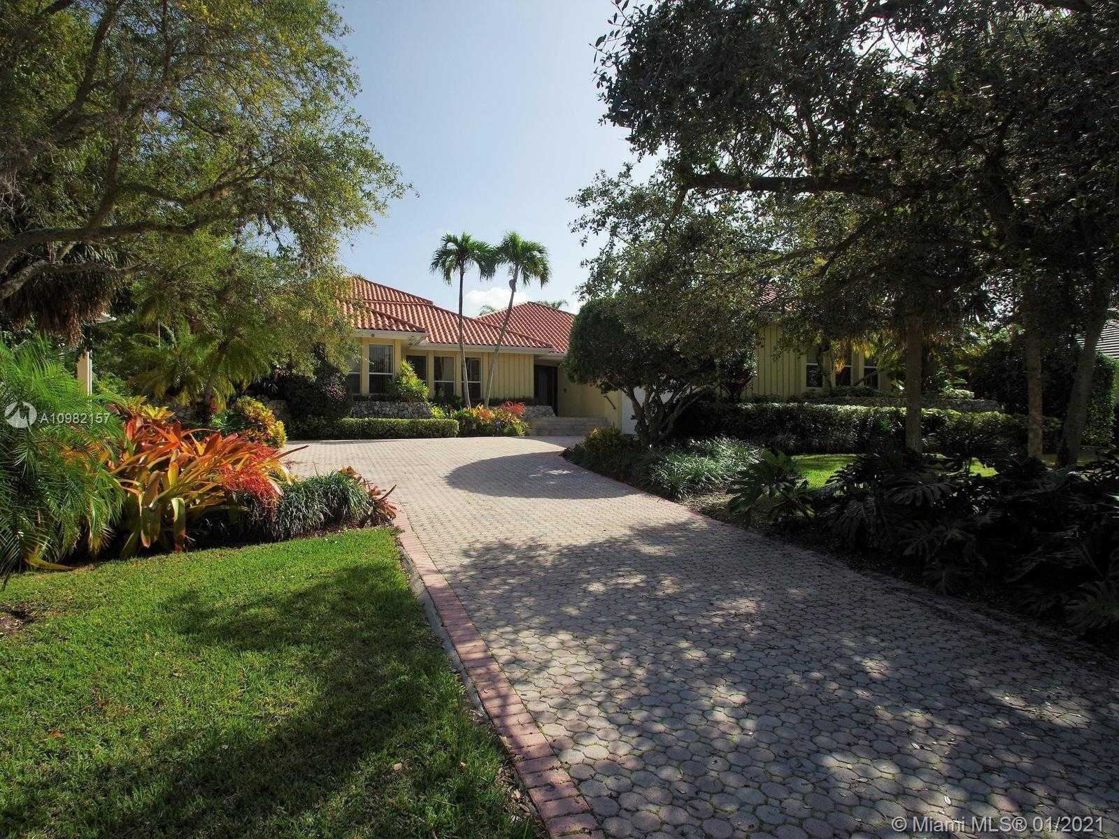 Small Image of 7155 EAST LAGO DR #-, Coral Gables Number 10