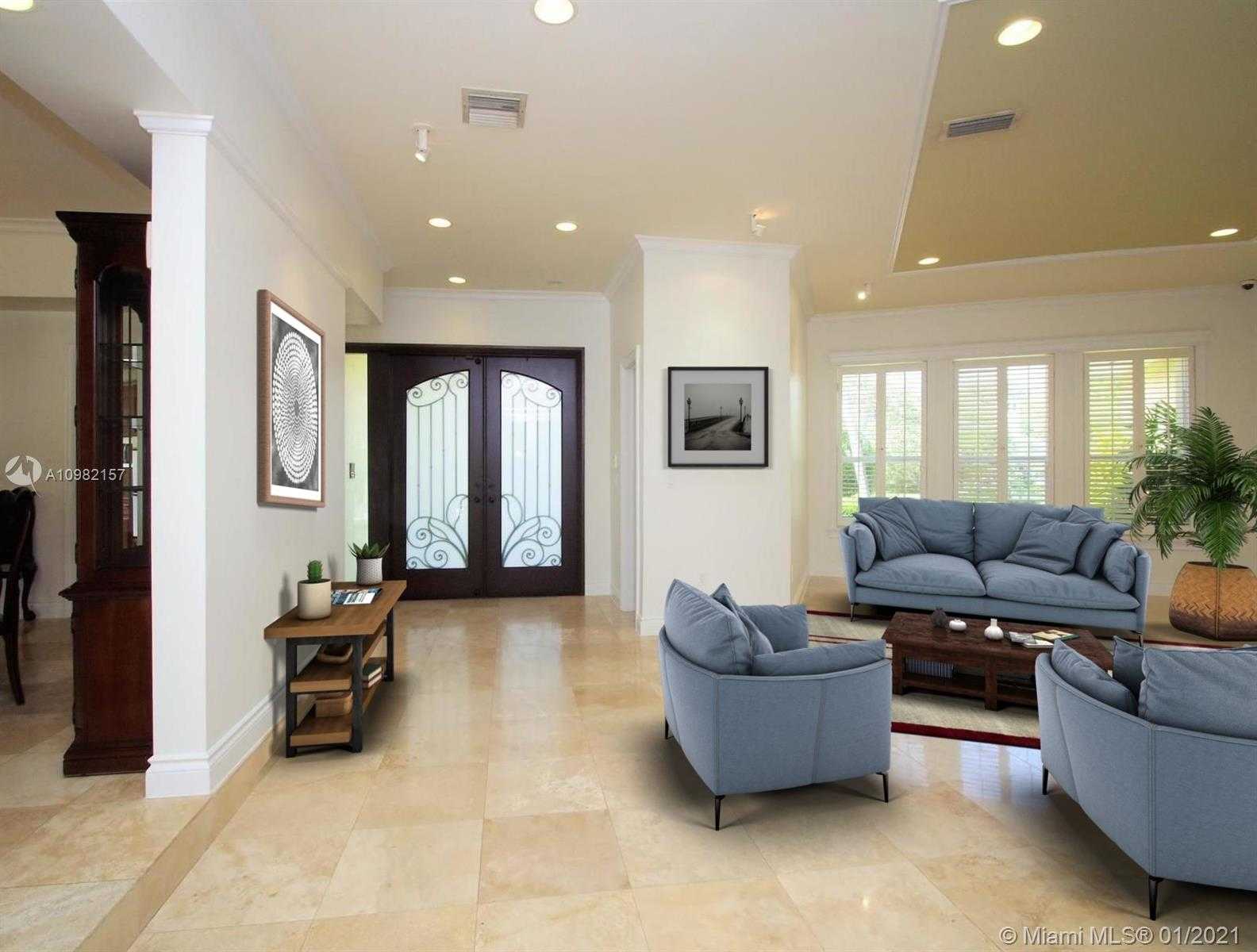 Small Image of 7155 EAST LAGO DR #-, Coral Gables Number 2
