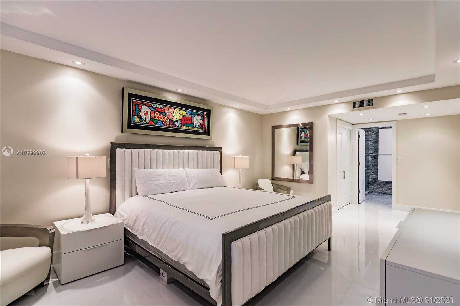 Small Image of 3725 SOUTH OCEAN DR #1504, Hollywood Number 14