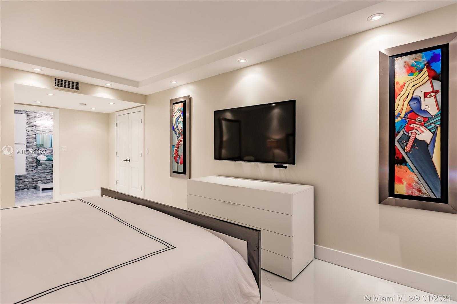 Small Image of 3725 SOUTH OCEAN DR #1504, Hollywood Number 15