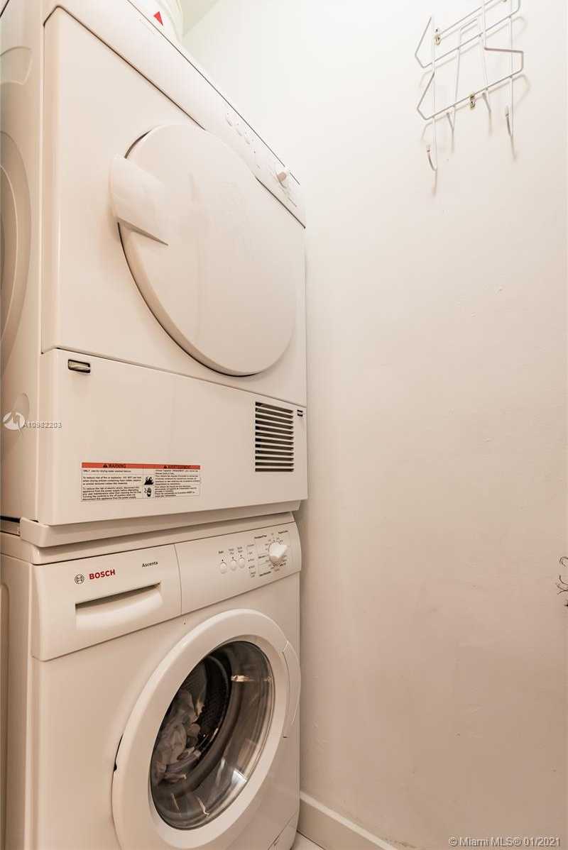 Small Image of 3725 SOUTH OCEAN DR #1504, Hollywood Number 21