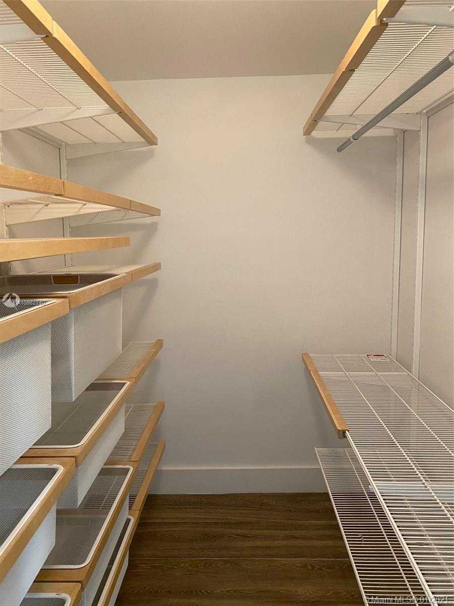 Small Image of 177 OCEAN LANE DR #502, Key Biscayne Number 13