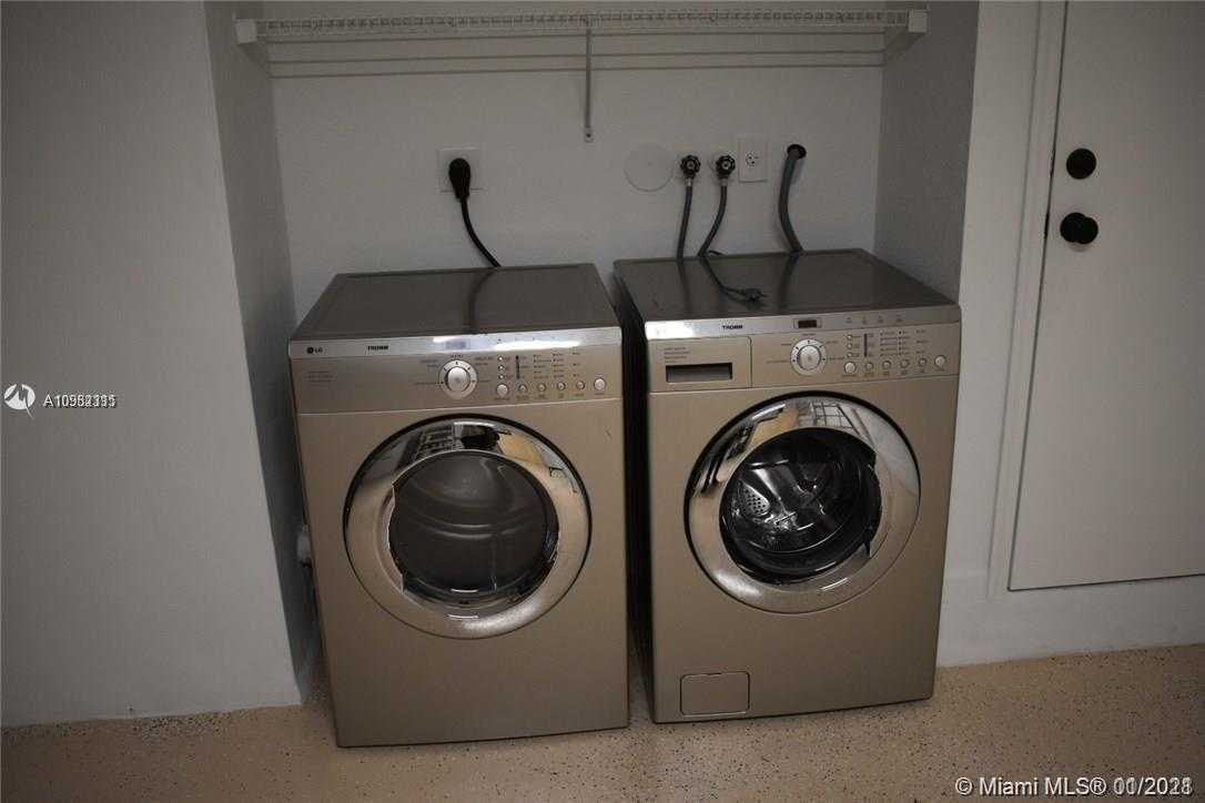 Small Image of 818 GOLDEN CANE DR, Weston Number 10