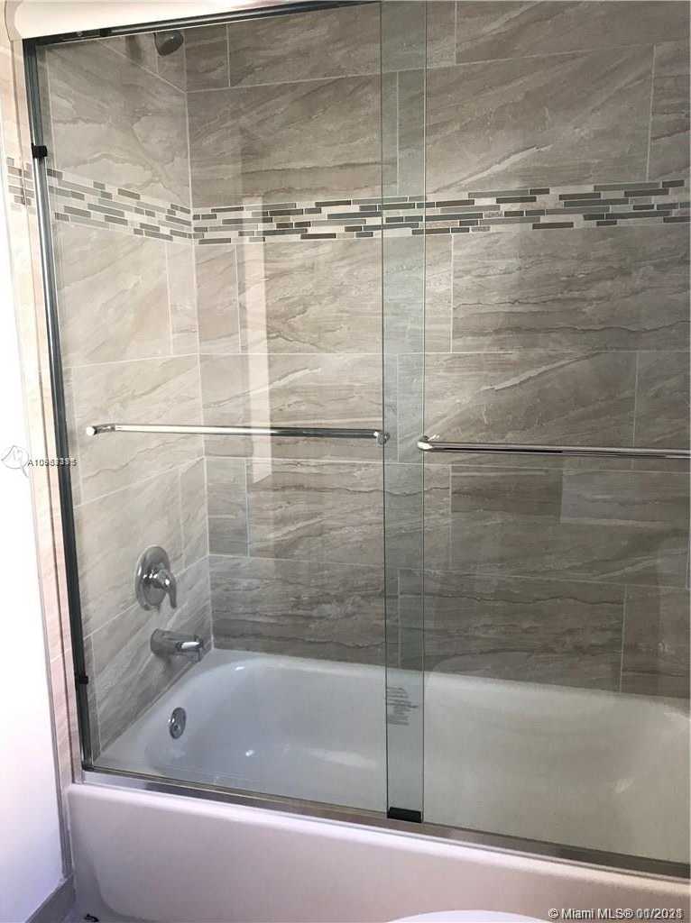 Small Image of 818 GOLDEN CANE DR, Weston Number 9