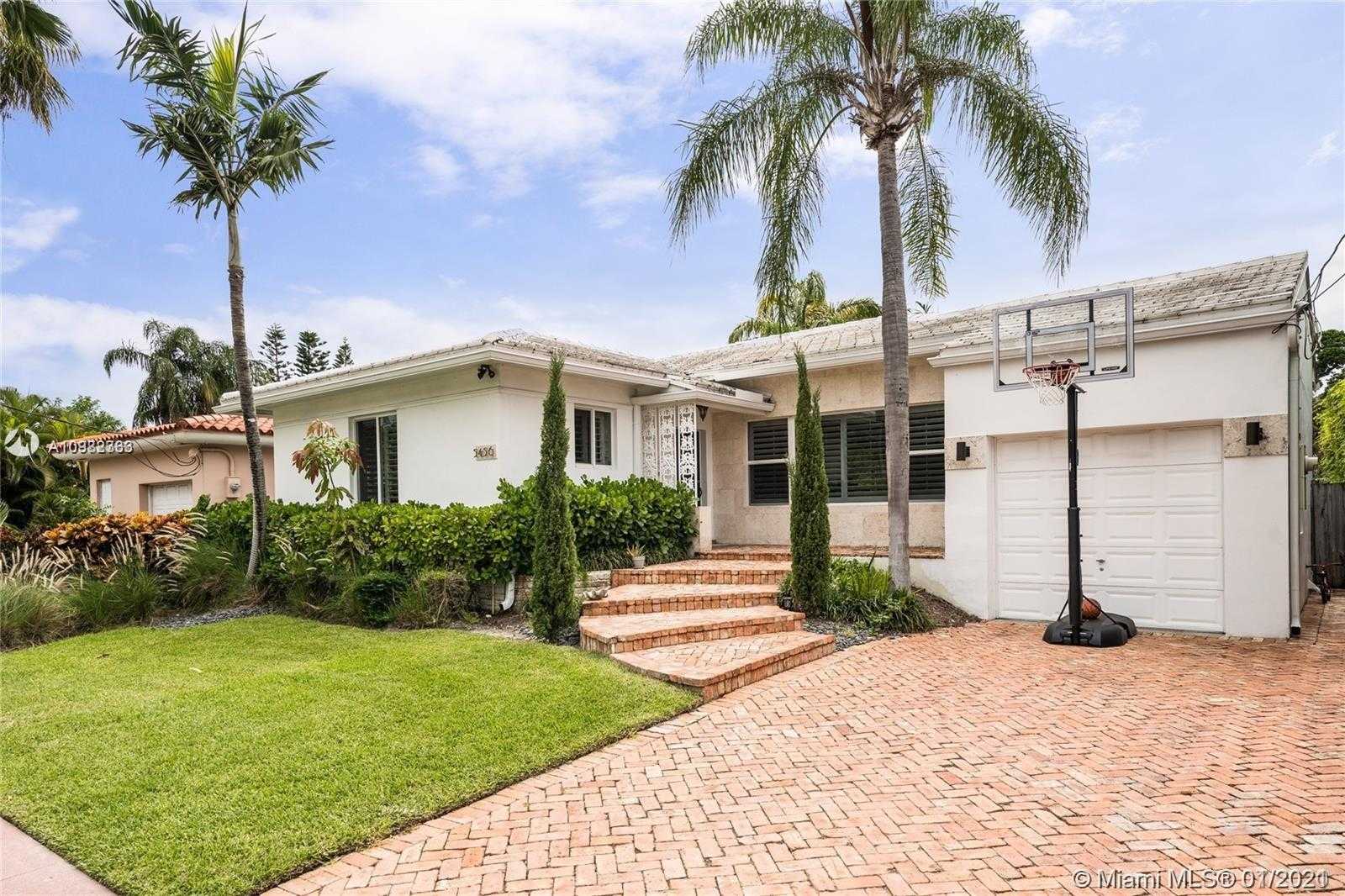 Small Image of 5456 LA GORCE DR, Miami Beach Number 4