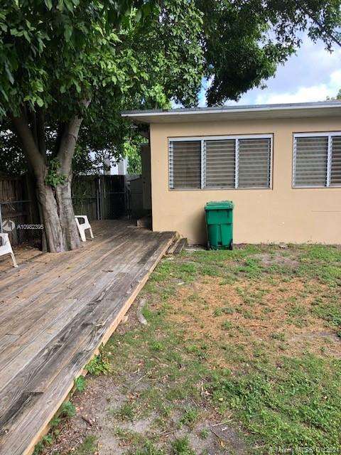 Small Image of 2600 SOUTH WEST 11TH ST, Miami Number 14