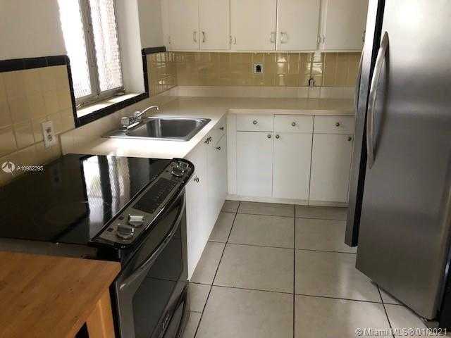 Small Image of 2600 SOUTH WEST 11TH ST, Miami Number 5