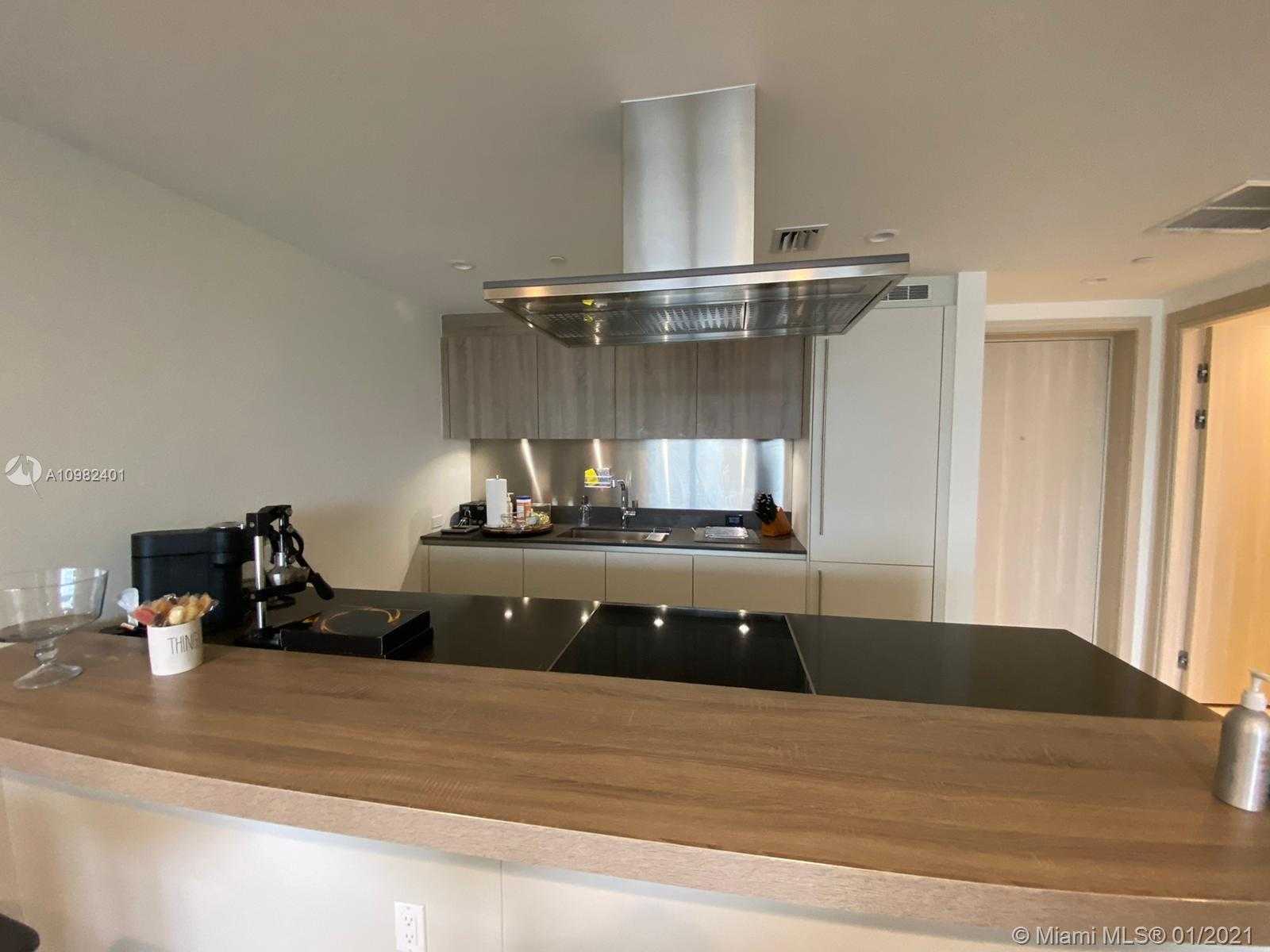 Small Image of 1000 BRICKELL PLAZA #3911, Miami Number 13