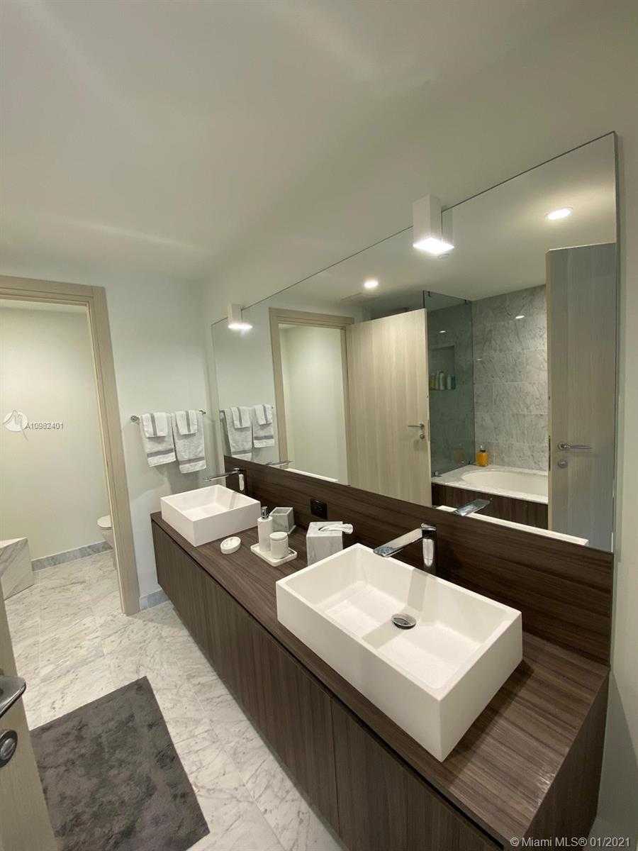Small Image of 1000 BRICKELL PLAZA #3911, Miami Number 18
