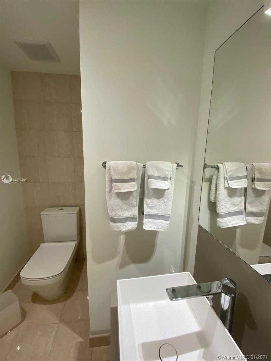 Small Image of 1000 BRICKELL PLAZA #3911, Miami Number 27