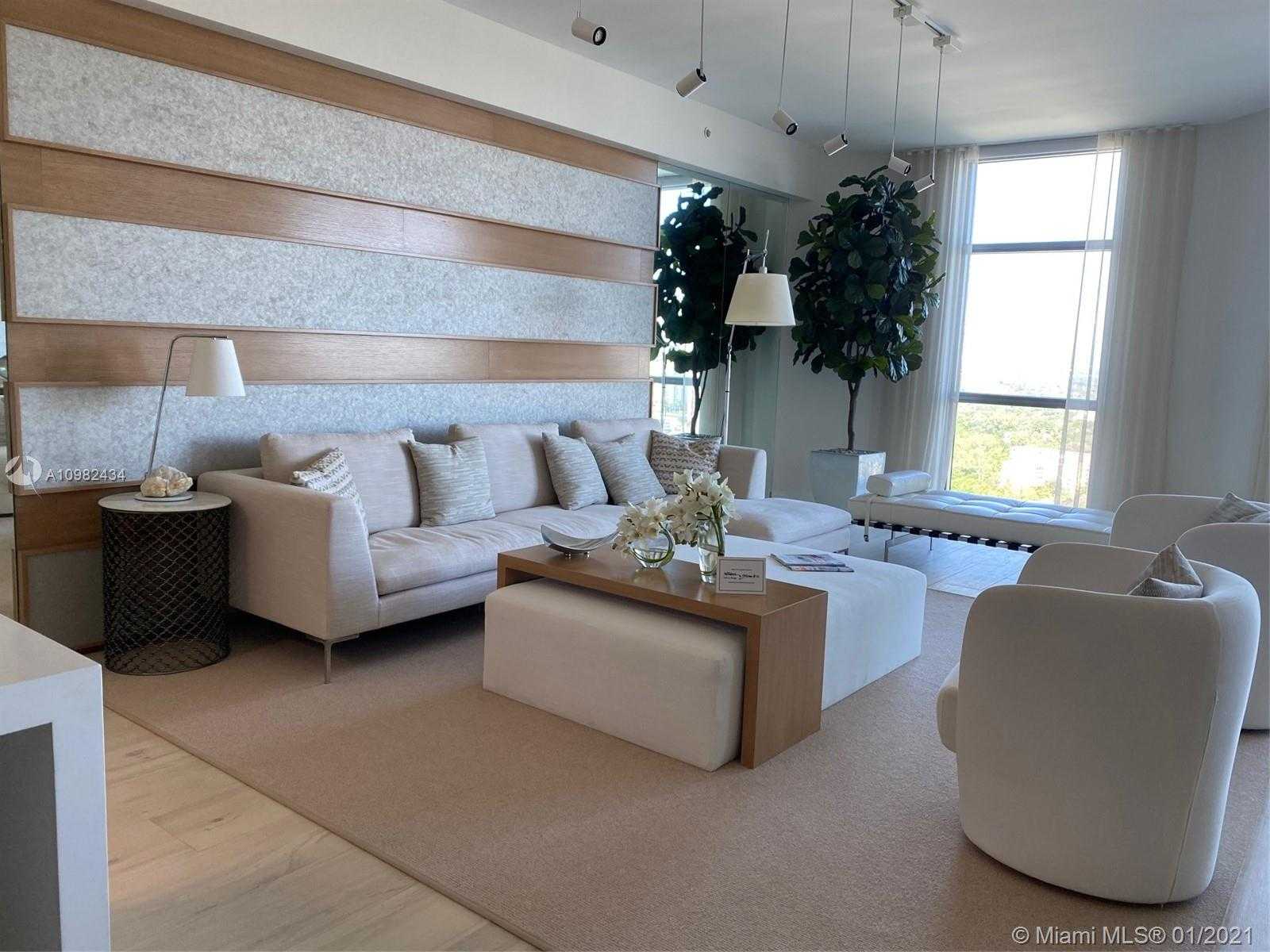 Small Image of 17301 BISCAYNE BLVD #PH6, North Miami Beach Number 7