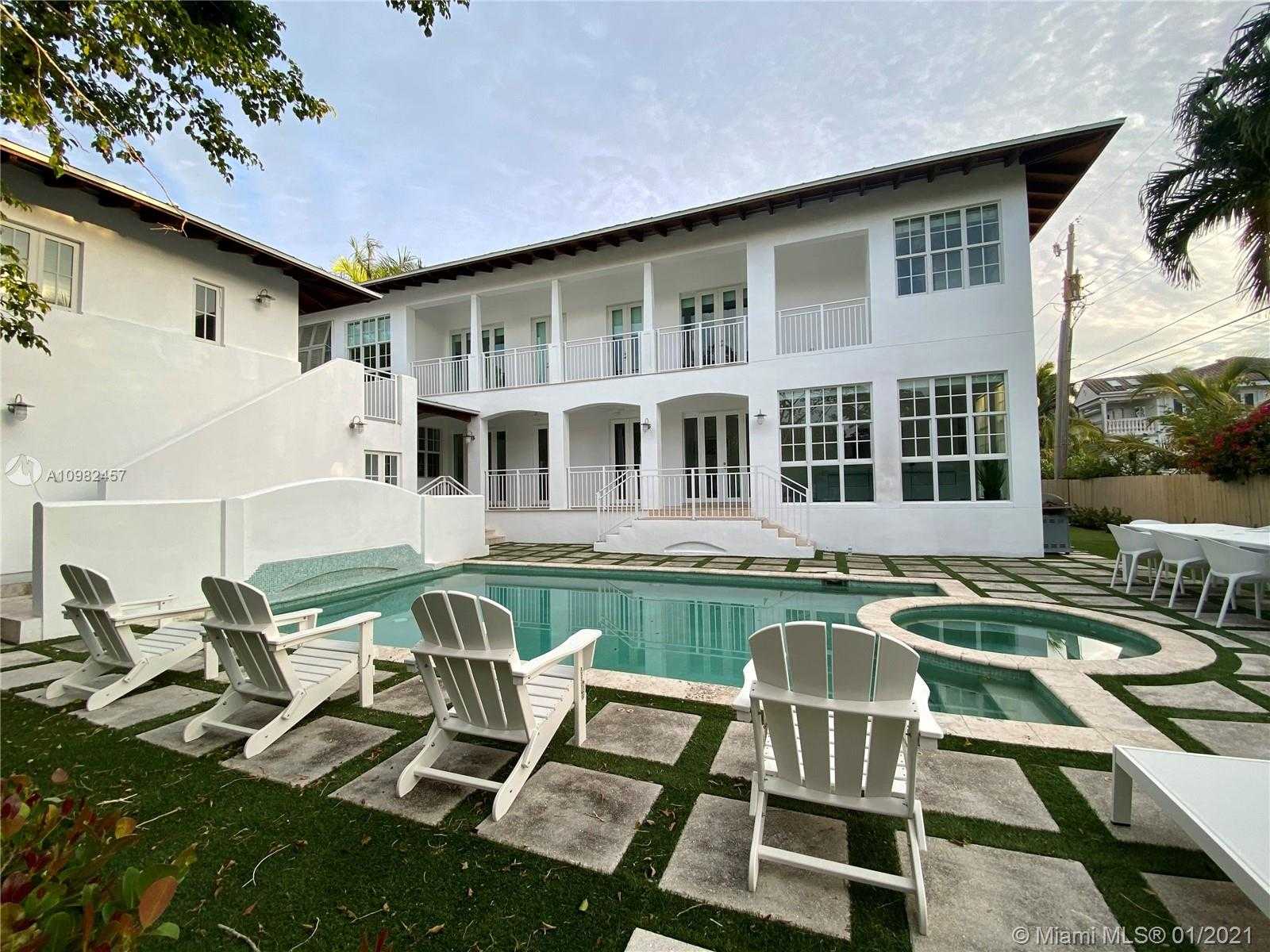 Small Image of 350 WOODCREST RD, Key Biscayne Number 31