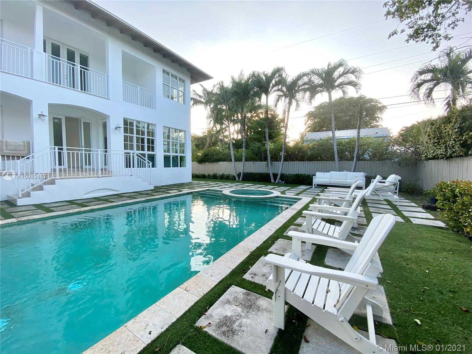 Small Image of 350 WOODCREST RD, Key Biscayne Number 32