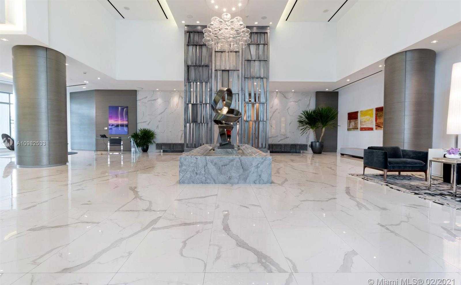 Small Image of 17111 BISCAYNE BLVD #LPH2, North Miami Beach Number 10