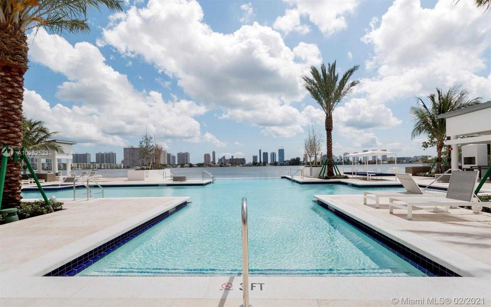 Small Image of 17111 BISCAYNE BLVD #LPH2, North Miami Beach Number 6