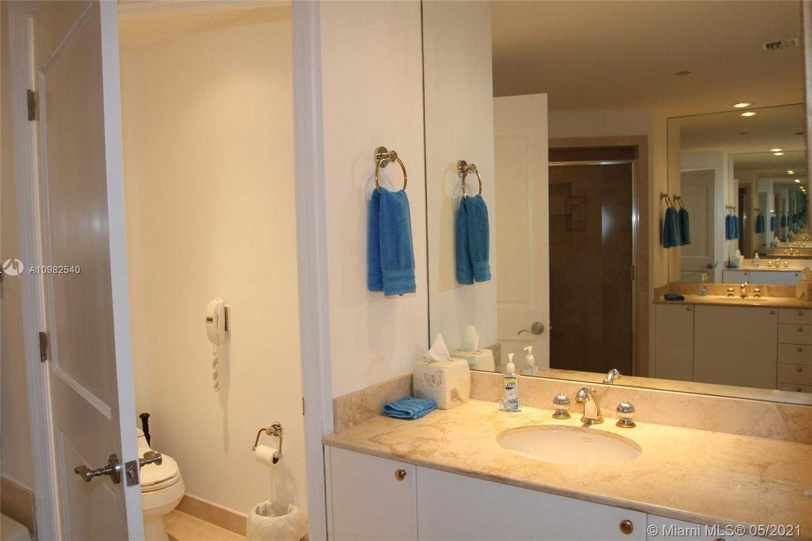 Small Image of 789 CRANDON BLVD #101, Key Biscayne Number 13