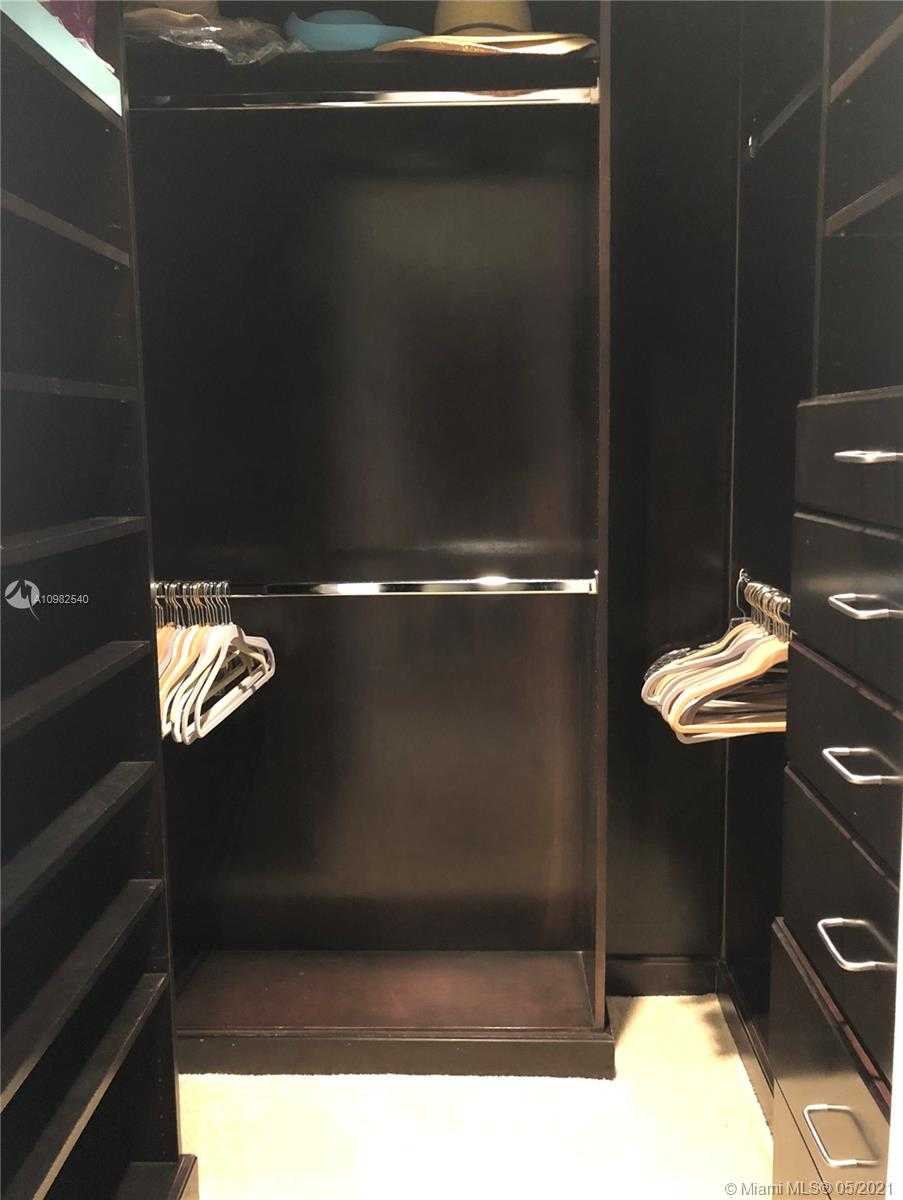 Small Image of 789 CRANDON BLVD #101, Key Biscayne Number 14