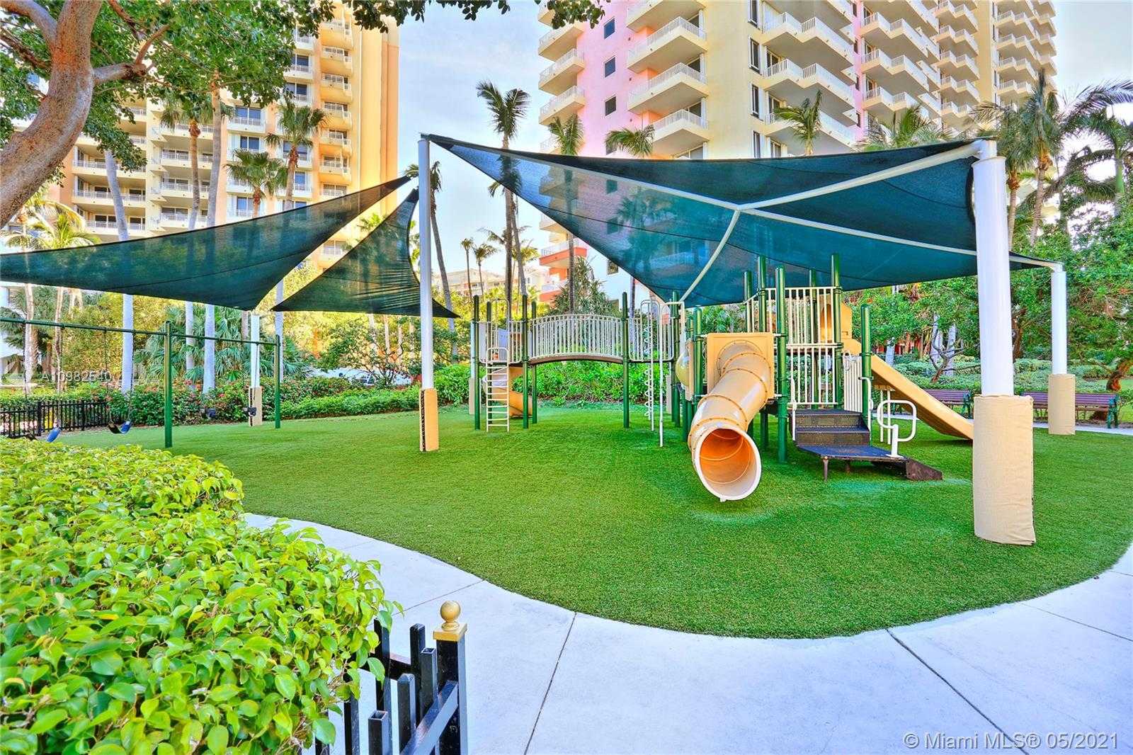 Small Image of 789 CRANDON BLVD #101, Key Biscayne Number 27