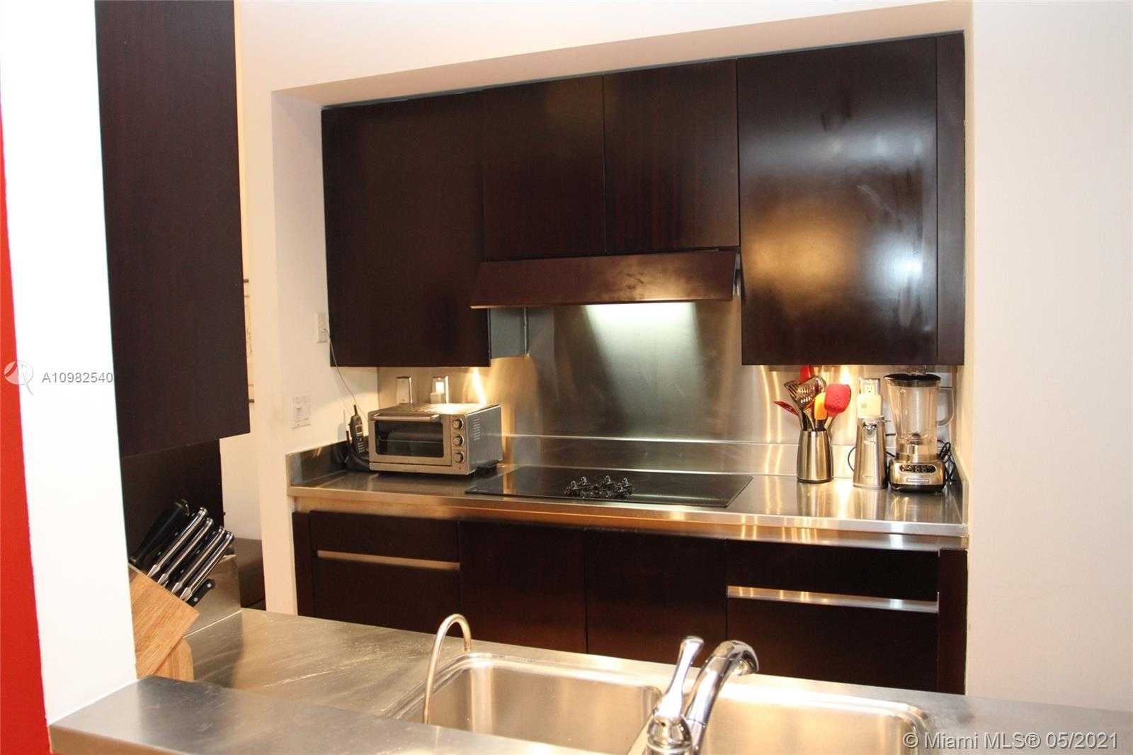 Small Image of 789 CRANDON BLVD #101, Key Biscayne Number 6