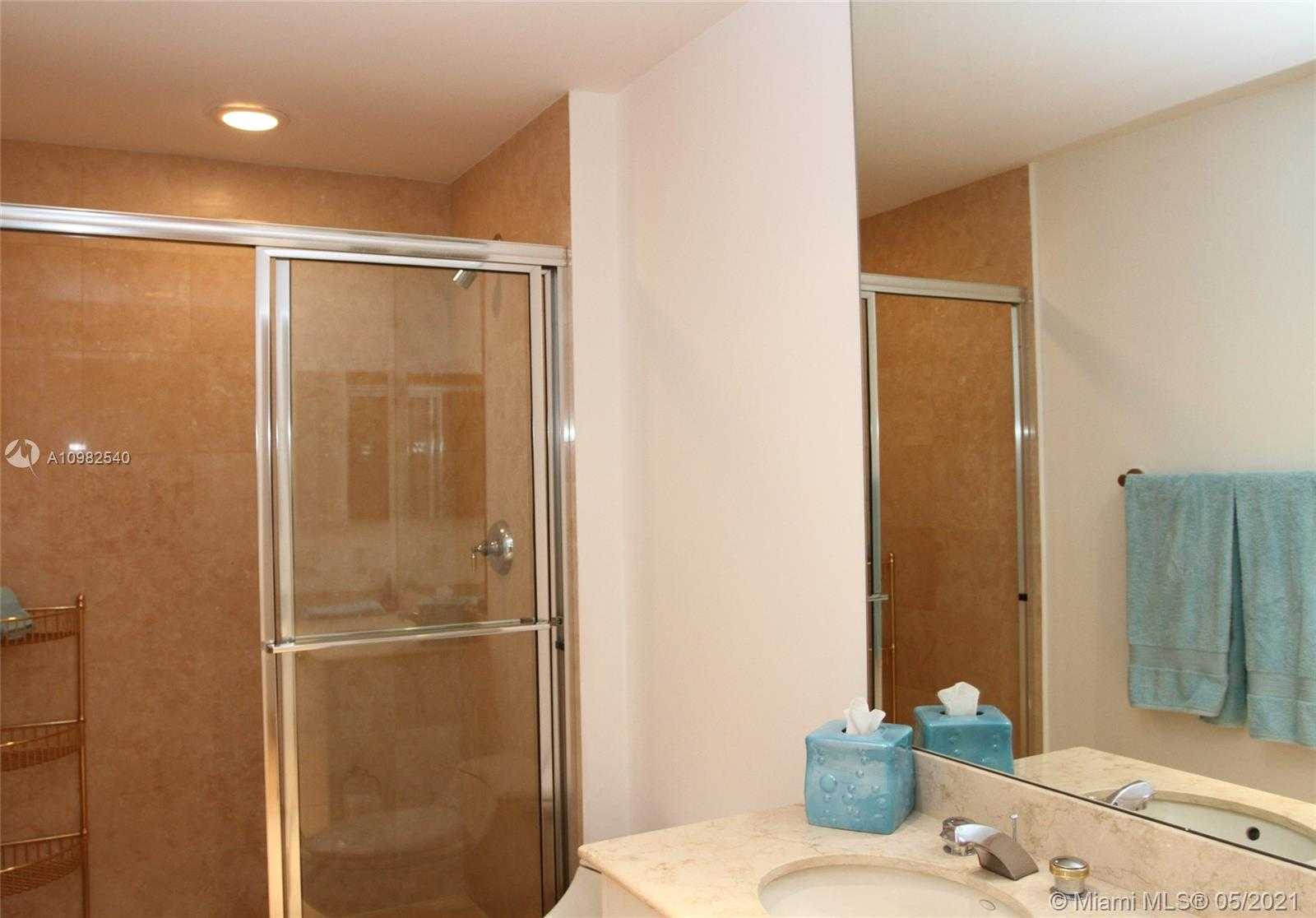 Small Image of 789 CRANDON BLVD #101, Key Biscayne Number 8