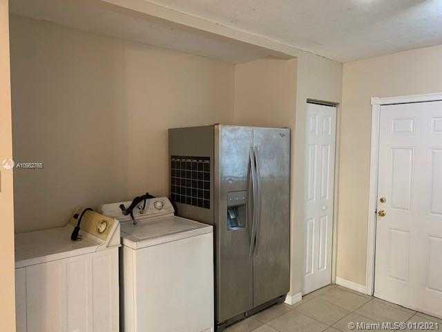 Small Image of 738 NORTH WEST 10TH TER, Fort Lauderdale Number 6