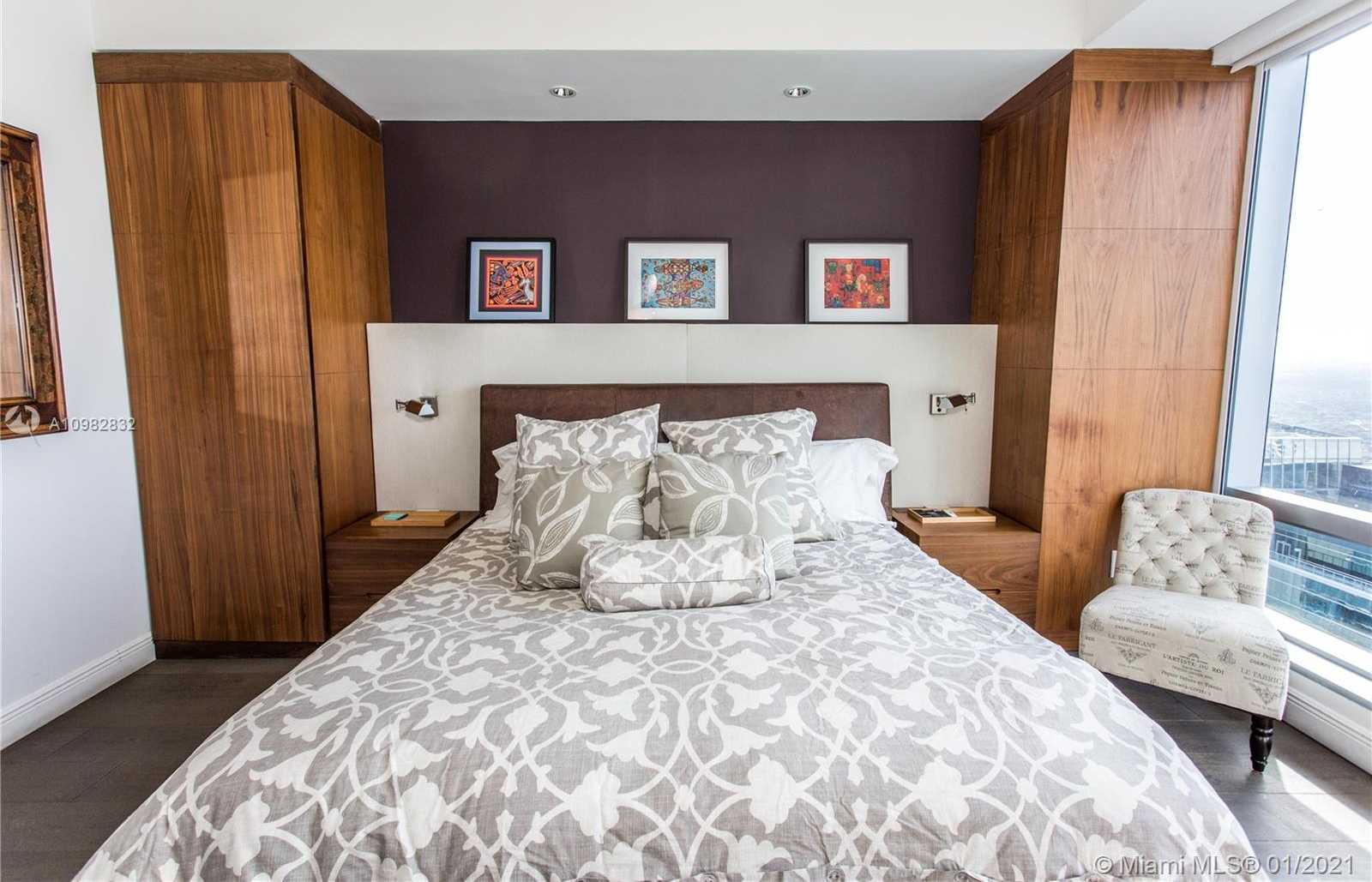 Small Image of 1425 BRICKELL AVE #50C, Miami Number 16