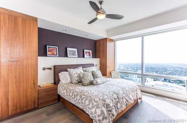 Small Image of 1425 BRICKELL AVE #50C, Miami Number 17