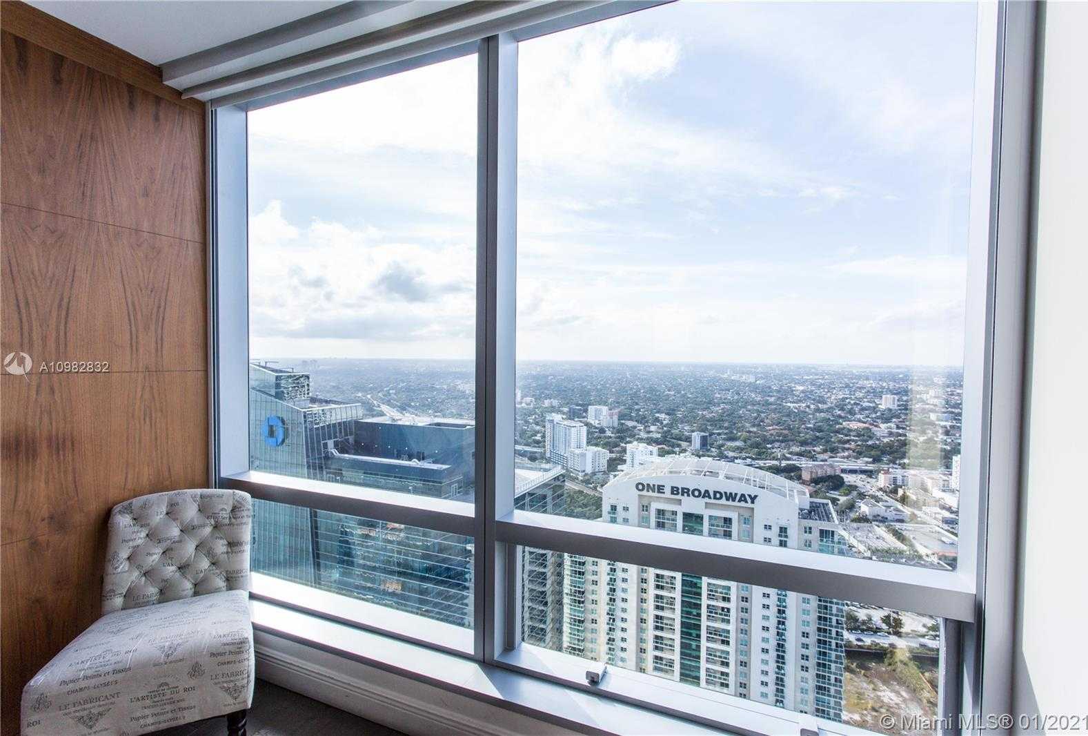 Small Image of 1425 BRICKELL AVE #50C, Miami Number 19