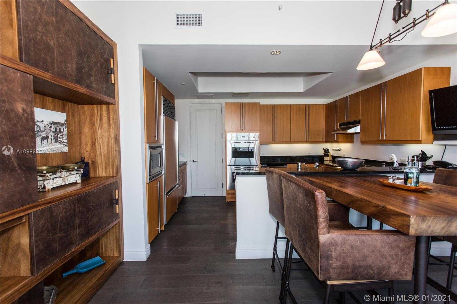 Small Image of 1425 BRICKELL AVE #50C, Miami Number 28