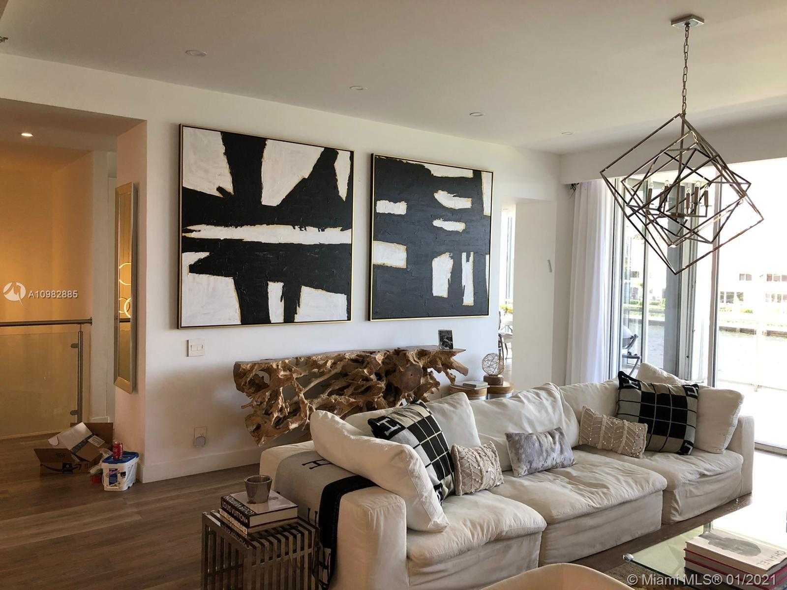 Small Image of 3801 NORTH EAST 207TH ST #TH2, Aventura Number 3