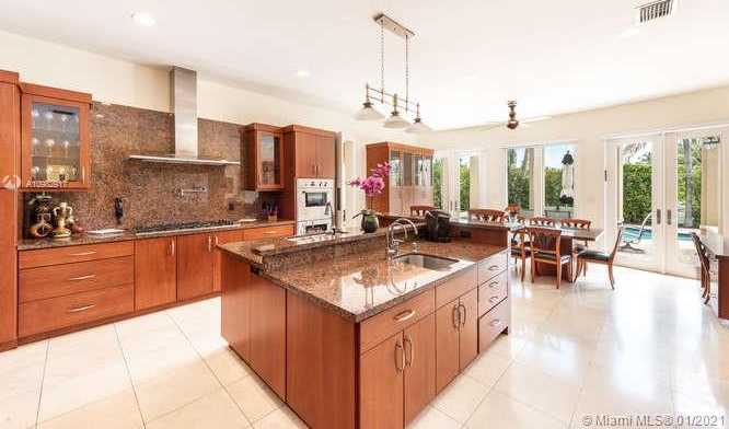 Small Image of 4525 NORTH MERIDIAN AVE, Miami Beach Number 13