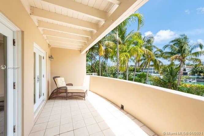 Small Image of 4525 NORTH MERIDIAN AVE, Miami Beach Number 4