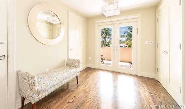 Small Image of 4525 NORTH MERIDIAN AVE, Miami Beach Number 8