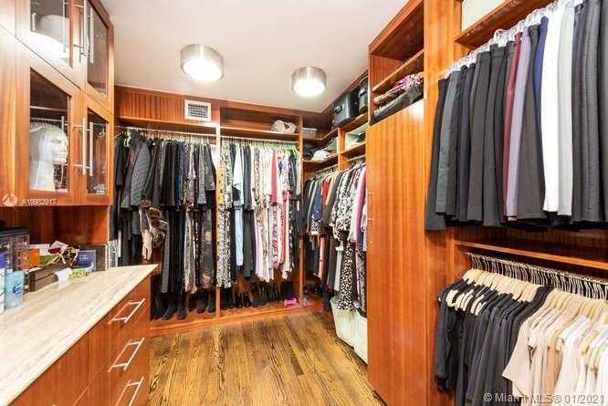 Small Image of 4525 NORTH MERIDIAN AVE, Miami Beach Number 9