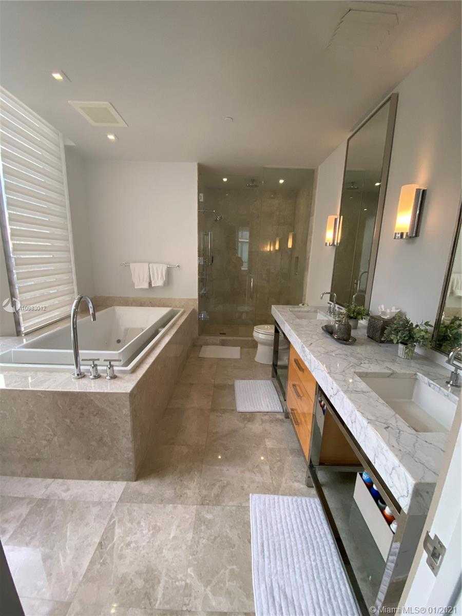 Small Image of 9705 COLLINS AVE #2504N, Bal Harbour Number 5