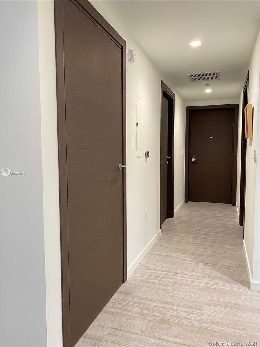 Small Image of 1000 BRICKELL PLAZA #3807, Miami Number 16
