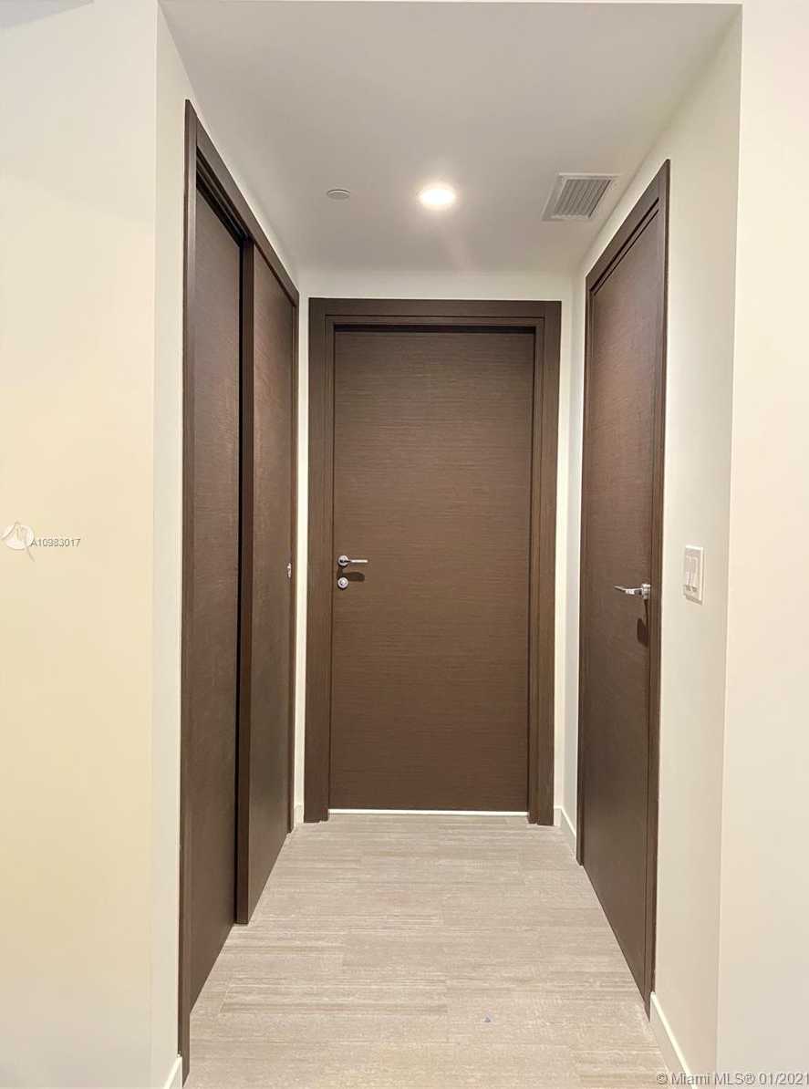 Small Image of 1000 BRICKELL PLAZA #3807, Miami Number 33