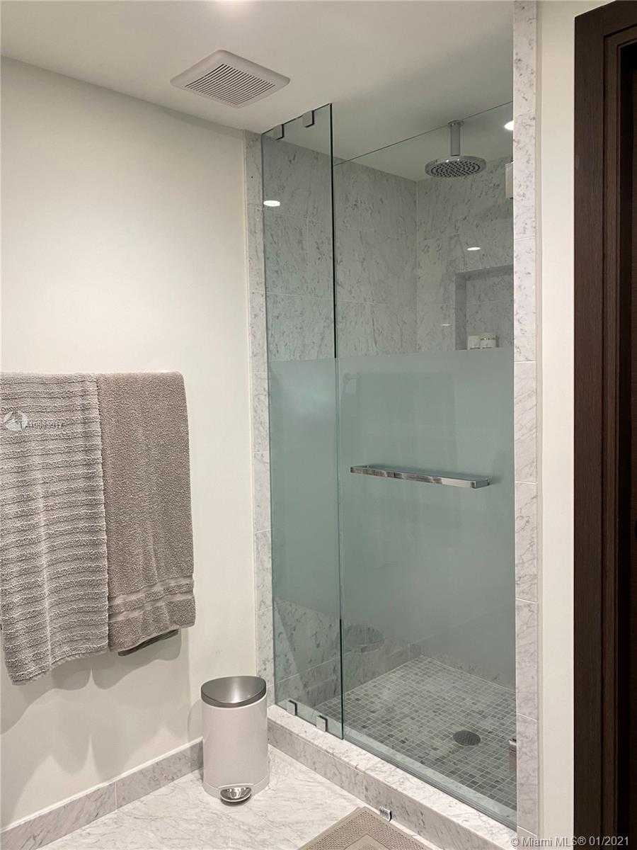 Small Image of 1000 BRICKELL PLAZA #3807, Miami Number 37
